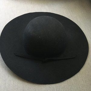 Brandy Melville Wool Felt Black Floppy Sun Hat